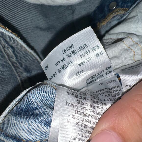 Levi 501 med wash high waisted shorts sz 27 - Picture 5 of 5